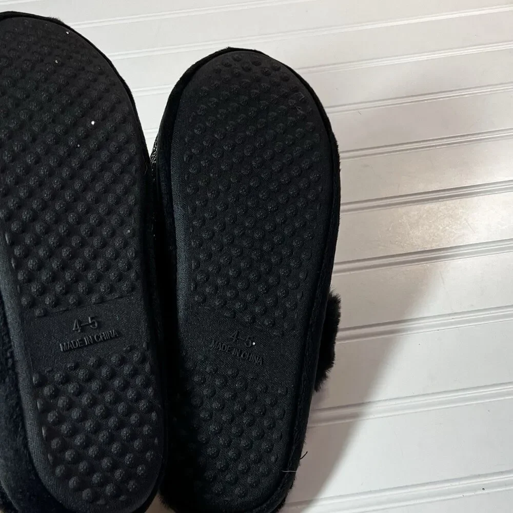 Justice Slip on Silver Sparkle Slippers Black Faux Fur Size 4-5 NWOT